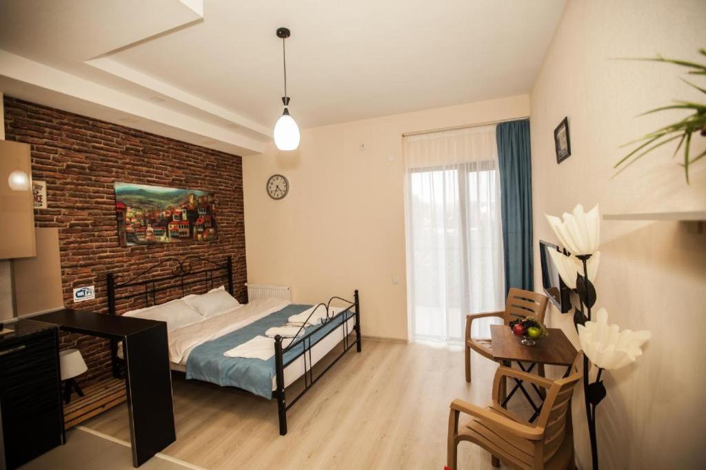 Tbilisi Apartment Studio Bagian luar foto