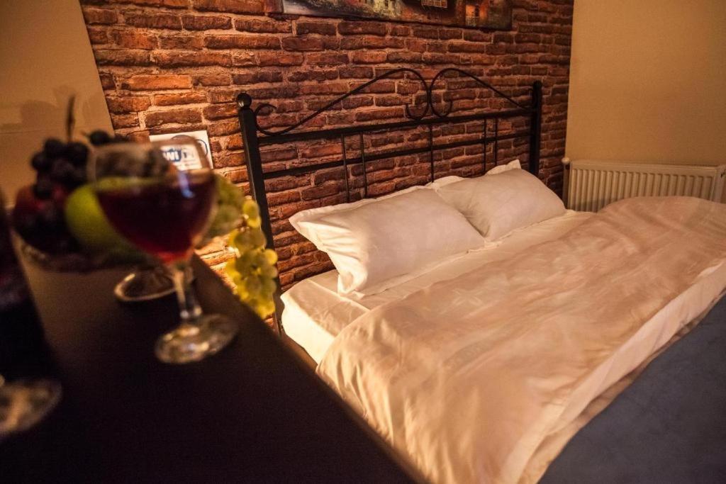 Tbilisi Apartment Studio Bagian luar foto